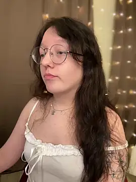 Snapshot of emigooflordXD chatting on 02/02/25, 05:37 emigooflordXD online show from 02/02/25, 05:37