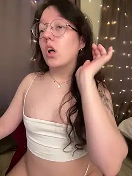 Snapshot of emigooflordXD chatting on 02/07/25, 07:07 emigooflordXD online show from 02/07/25, 07:07