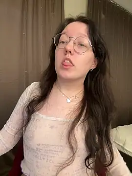 Snapshot of emigooflordXD chatting on 02/09/25, 06:54 emigooflordXD online show from 02/09/25, 06:54