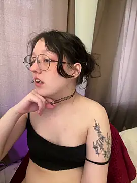 Snapshot of emigooflordXD chatting on 03/09/25, 10:08 emigooflordXD online show from 03/09/25, 10:08