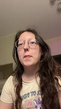 Snapshot of emigooflordXD chatting on 10/05/25, 12:14 emigooflordXD online show from 10/05/25, 12:14