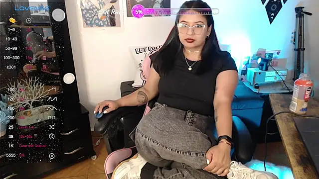 mollyshake1 online show from 01/29/25, 05:19