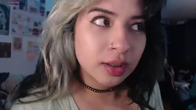 mollyshake1 online show from 09/20/25, 04:46