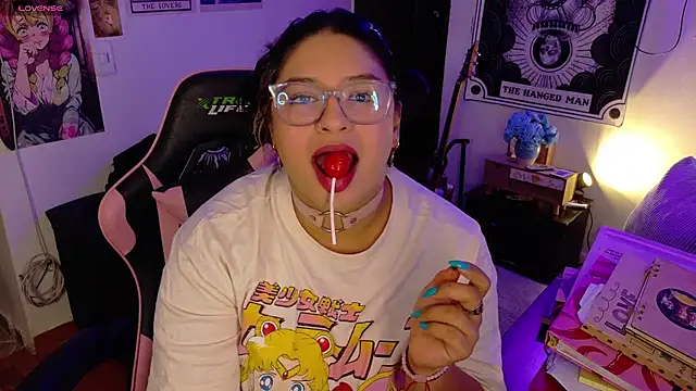 Snapshot of mollyshake1 chatting on 03/28/26, 07:08 mollyshake1 online show from 03/28/26, 07:08