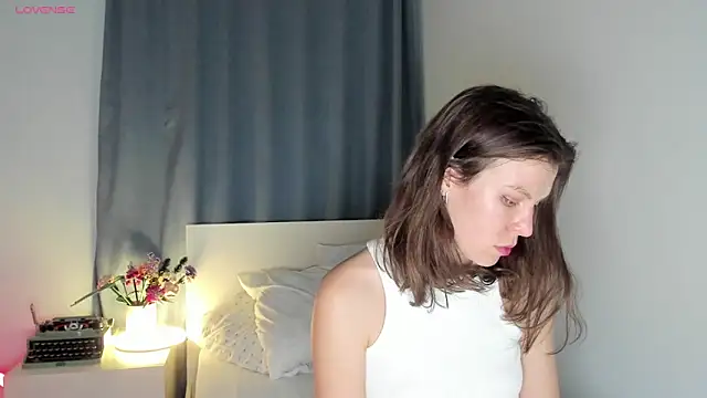 Snapshot of fifth_element chatting on 01/10/25, 10:04 fifth element online show from 01/10/25, 10:04