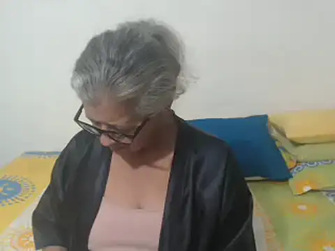 Snapshot of candy_mature_ chatting on 01/20/25, 10:51 candy mature  online show from 01/20/25, 10:51