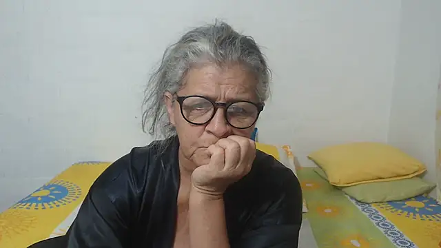 Snapshot of candy_mature_ chatting on 02/04/25, 09:28 candy mature  online show from 02/04/25, 09:28