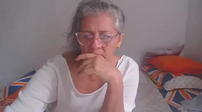 Snapshot of candy_mature_ chatting on 02/24/25, 03:42 candy mature  online show from 02/24/25, 03:42
