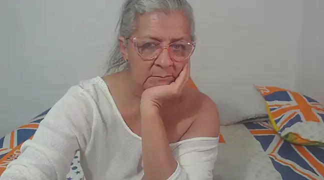 Snapshot of candy_mature_ chatting on 02/24/25, 09:52 candy mature  online show from 02/24/25, 09:52