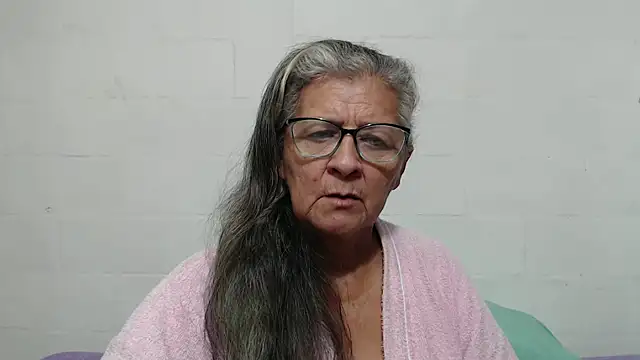Snapshot of candy_mature_ chatting on 10/05/25, 12:25 candy mature  online show from 10/05/25, 12:25