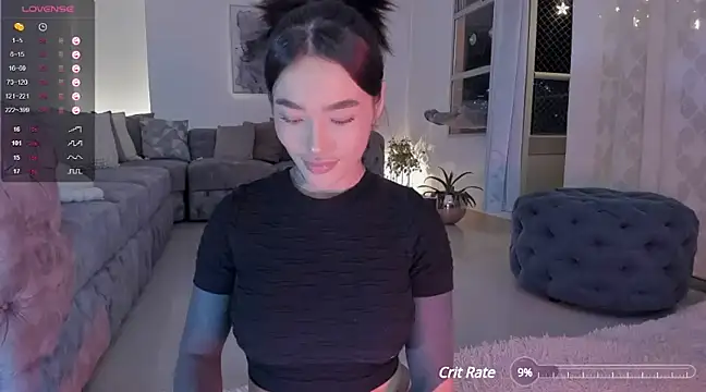 Snapshot of vangie_ chatting on 12/13/24, 12:53 vangie online show from 12/13/24, 12:53