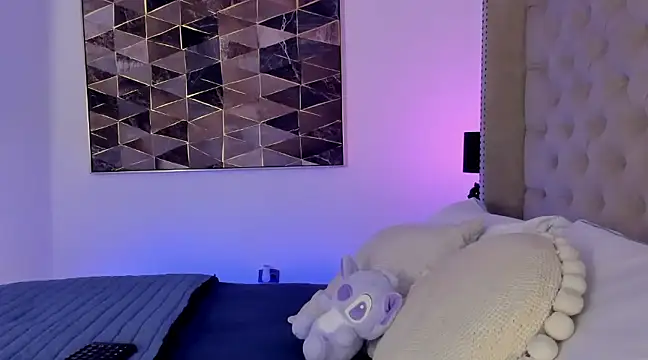 Snapshot of vangie_ chatting on 01/25/25, 11:22 vangie online show from 01/25/25, 11:22