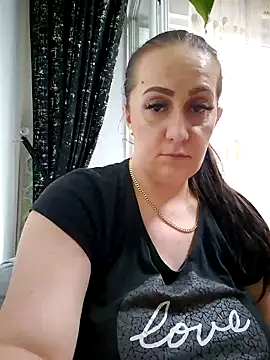 Snapshot of AvaLloyd chatting on 02/06/25, 11:43 AvaLloyd online show from 02/06/25, 11:43