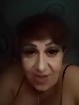 AvaLloyd online show from 10/25/25, 03:07