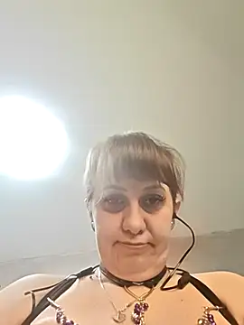 AvaLloyd online show from 03/16/26, 03:34