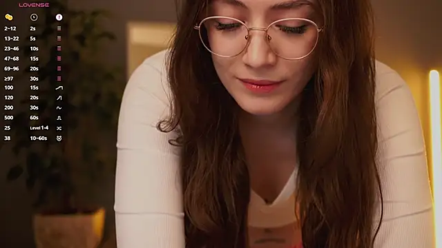 Snapshot of Ester_Hill chatting on 12/03/25, 12:40 Ester Hill online show from 12/03/25, 12:40