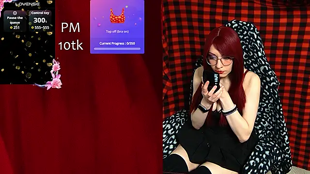 ElliMoor online show from 10/23/25, 10:47