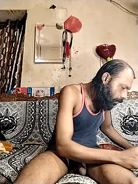 Snapshot of BadBoySmoker7070 chatting on 10/05/25, 12:58 BadBoySmoker7070 online show from 10/05/25, 12:58