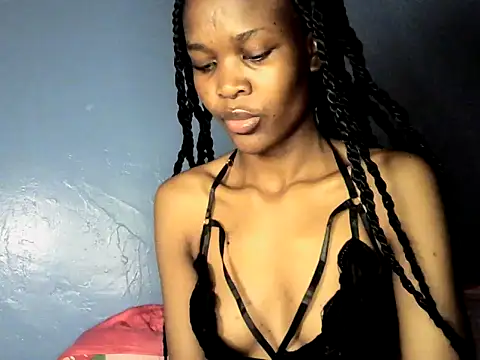 Snapshot of cyberbunnie chatting on 12/04/24, 07:56 cyberbunnie online show from 12/04/24, 07:56