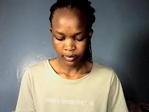 Snapshot of cyberbunnie chatting on 12/08/24, 07:43 cyberbunnie online show from 12/08/24, 07:43