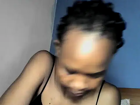 Snapshot of cyberbunnie chatting on 12/18/24, 09:08 cyberbunnie online show from 12/18/24, 09:08