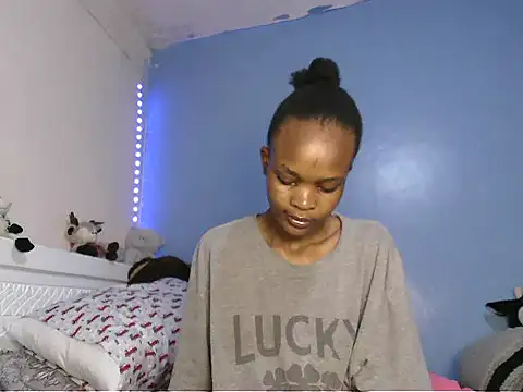 cyberbunnie online show from 11/18/25, 11:47