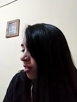 Annitavick1 online show from 10/28/25, 05:44