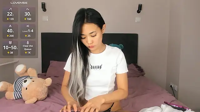 Snapshot of wendy_marvel chatting on 12/02/24, 06:30 wendy marvel online show from 12/02/24, 06:30