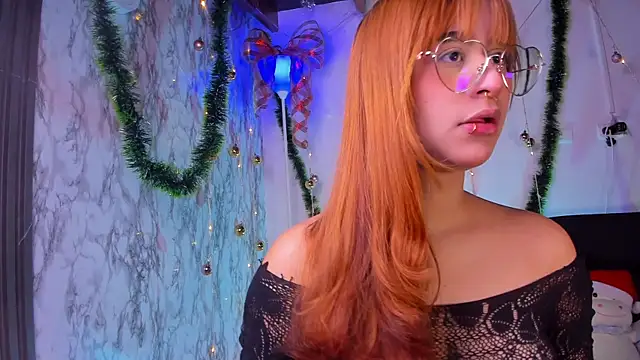 chloe blue online show from 12/15/25, 11:25