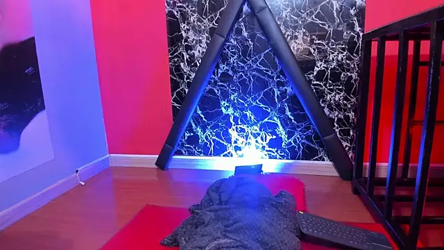 Snapshot of Santa_Cooper_ chatting on 03/20/25, 09:59 Santa Cooper  online show from 03/20/25, 09:59