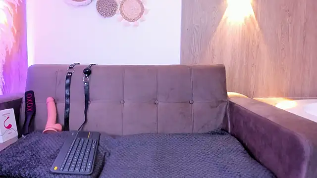 Snapshot of Santa_Cooper_ chatting on 11/10/25, 03:27 Santa Cooper online show from 11/10/25, 03:27