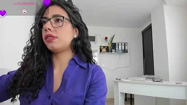 Snapshot of susana_monroy chatting on 03/14/26, 06:35 susana monroy online show from 03/14/26, 06:35