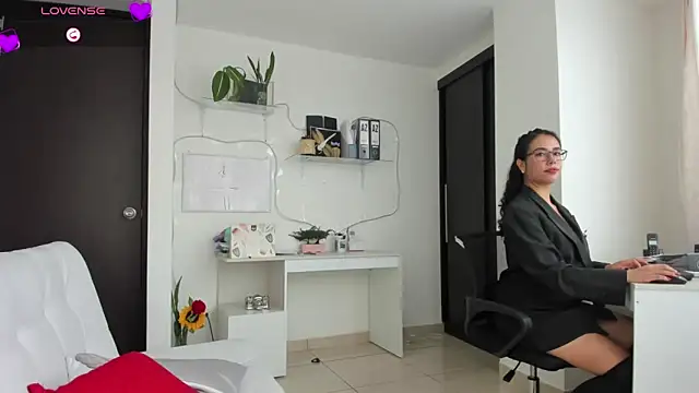 Snapshot of susana_monroy chatting on 05/20/26, 06:58 susana monroy online show from 05/20/26, 06:58