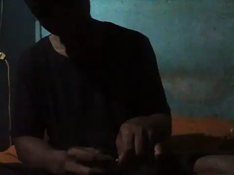 Snapshot of little__joy chatting on 10/28/25, 11:29 little  joy online show from 10/28/25, 11:29