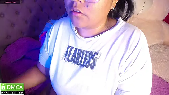 KittyHot20 online show from 11/14/25, 07:12