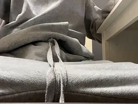 lkun9 online show from 01/10/25, 08:51