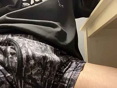 lkun9 online show from 10/25/25, 08:11