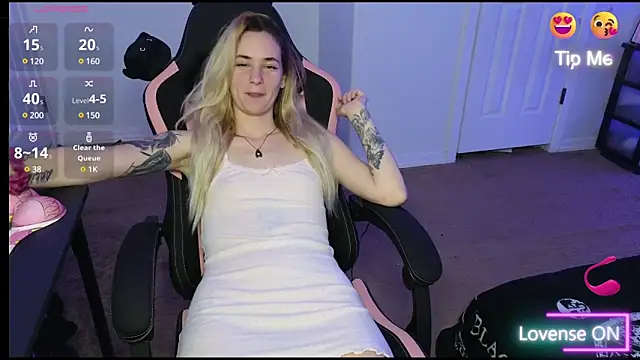 PrincessEmilia online show from 01/02/25, 07:44