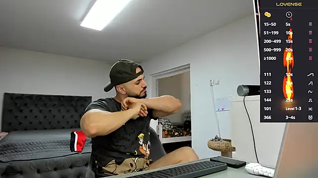 supermanboy94 online show from 03/24/26, 07:02