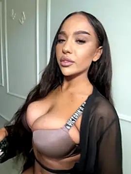 CardiSweetBaby online show from 10/25/25, 11:51