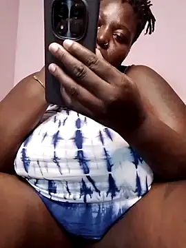 Snapshot of African_Bigass chatting on 04/15/26, 11:50 African Bigass online show from 04/15/26, 11:50