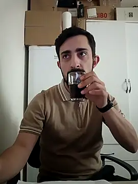 milfhuntertr online show from 03/16/25, 08:10