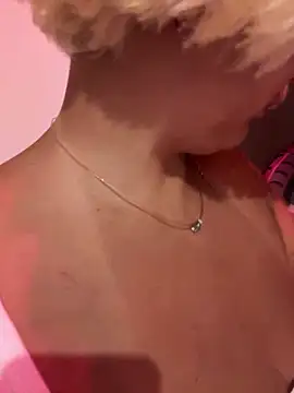 Snapshot of _morpho_ chatting on 01/02/25, 03:19 morpho online show from 01/02/25, 03:19