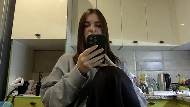 Karolina llove online show from 10/01/25, 07:53