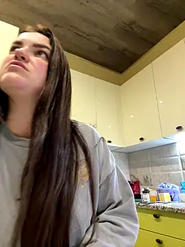 Snapshot of Karolina_llove chatting on 11/11/25, 06:35 Karolina llove online show from 11/11/25, 06:35