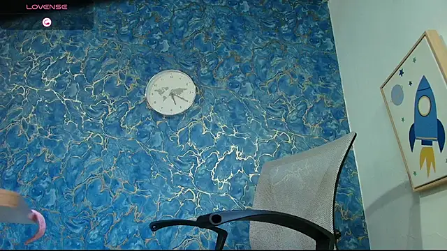 Snapshot of Rhaegal_hot chatting on 11/08/25, 10:19 Rhaegal hot online show from 11/08/25, 10:19