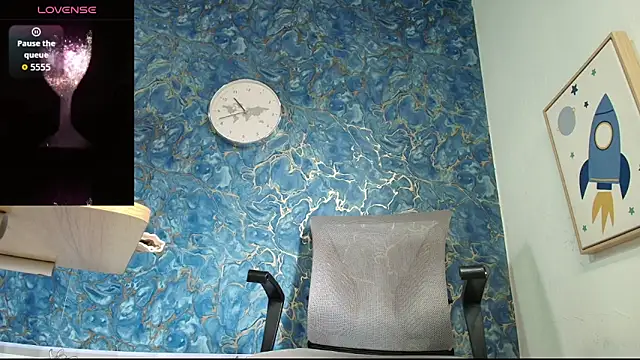 Snapshot of Rhaegal_hot chatting on 03/21/26, 08:56 Rhaegal hot online show from 03/21/26, 08:56