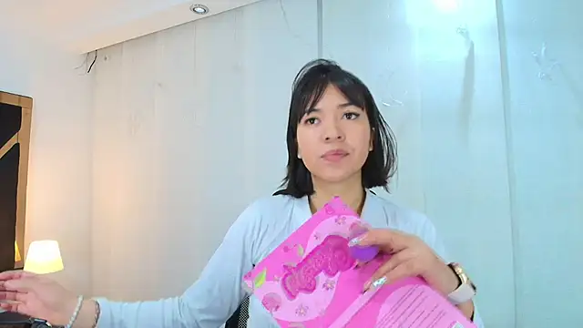 Snapshot of lina_bedoya_ chatting on 09/26/25, 11:36 lina bedoya  online show from 09/26/25, 11:36