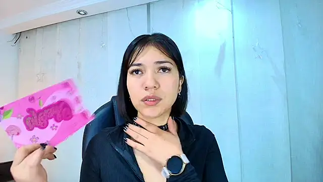 lina bedoya  online show from 02/09/26, 11:36