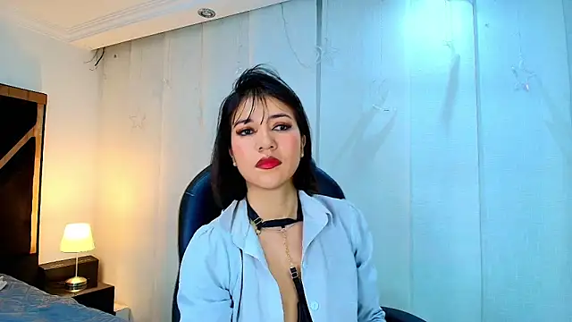 lina bedoya  online show from 03/21/26, 11:37